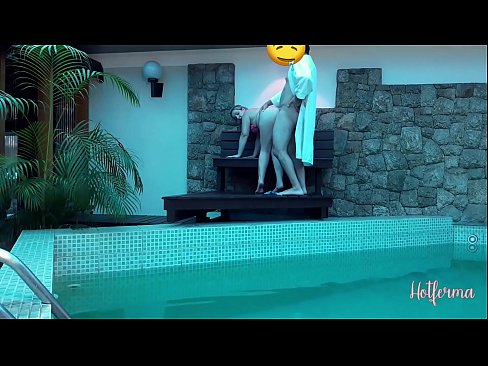 ❤️ Baas noeget faam nei it swimbad, mar koe net wjerstean in hot ️❌ Slutsen op fy.mrvideospornogratis.ru ❌️❤